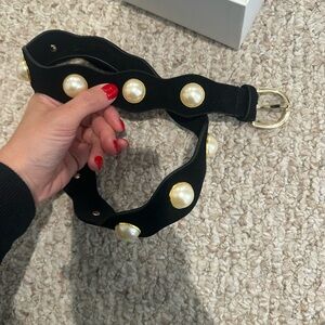 Lovers and Friends Elegant Black and Gold Belt with Pearl Accents